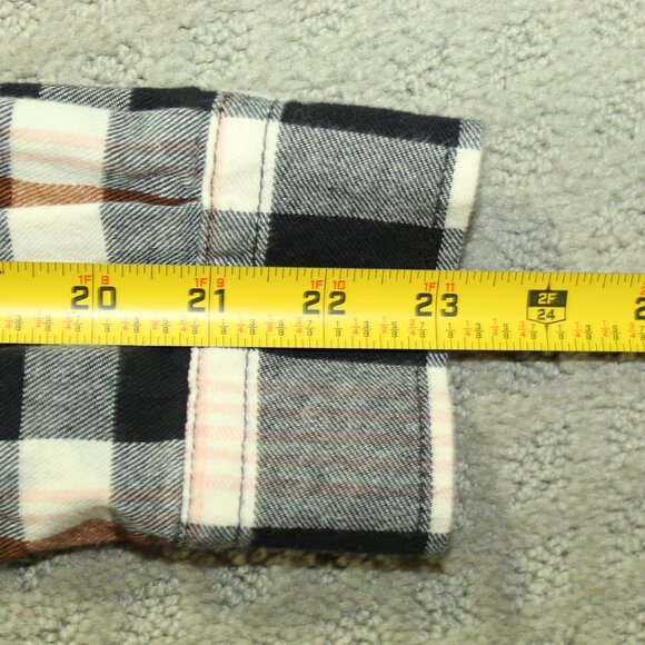 Duluth Women's Size S Black Pink Tan Casual Button Down Flannel Shirt - Picture 4 of 6